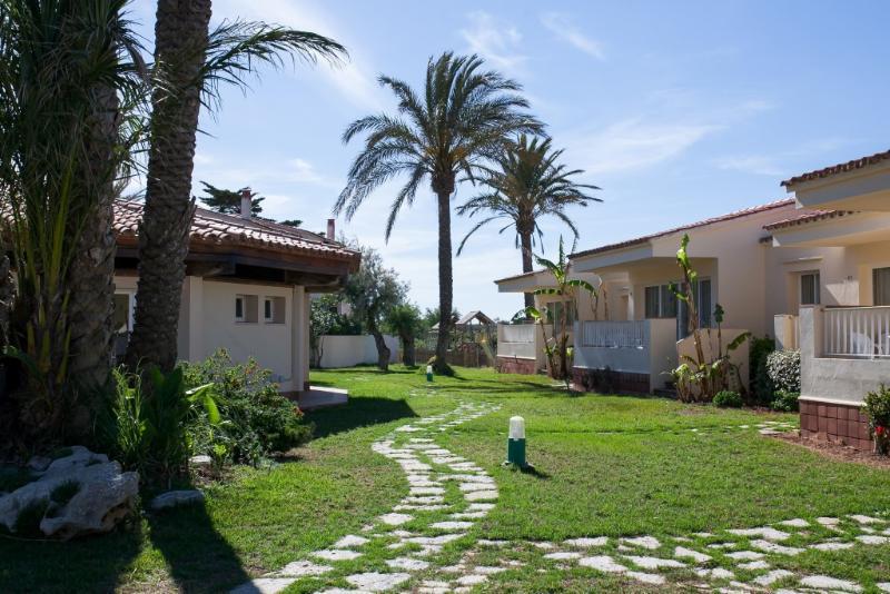 Aluasun Mediterraneo Hotel S'Algar Exterior photo